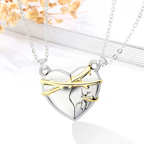Image of COLLAR CORAZON MAGNETICO RAICES
