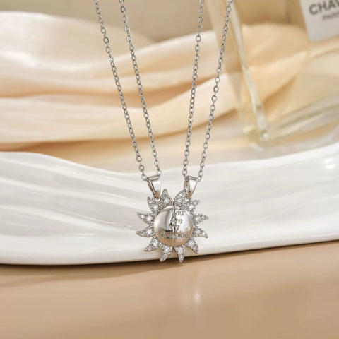 Image of COLLAR DE SOL ETERNO