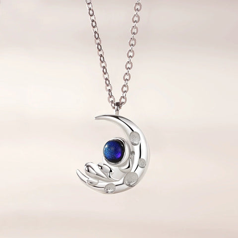 Image of COLLAR ASTRONAUTA