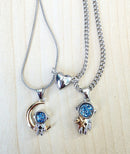 Collar de Pareja Astronautas con Luna, Estrella y Corazón Magnético