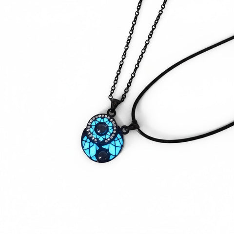 Image of COLLAR SOL Y LUNA PROYECTANTE LUMINOSO